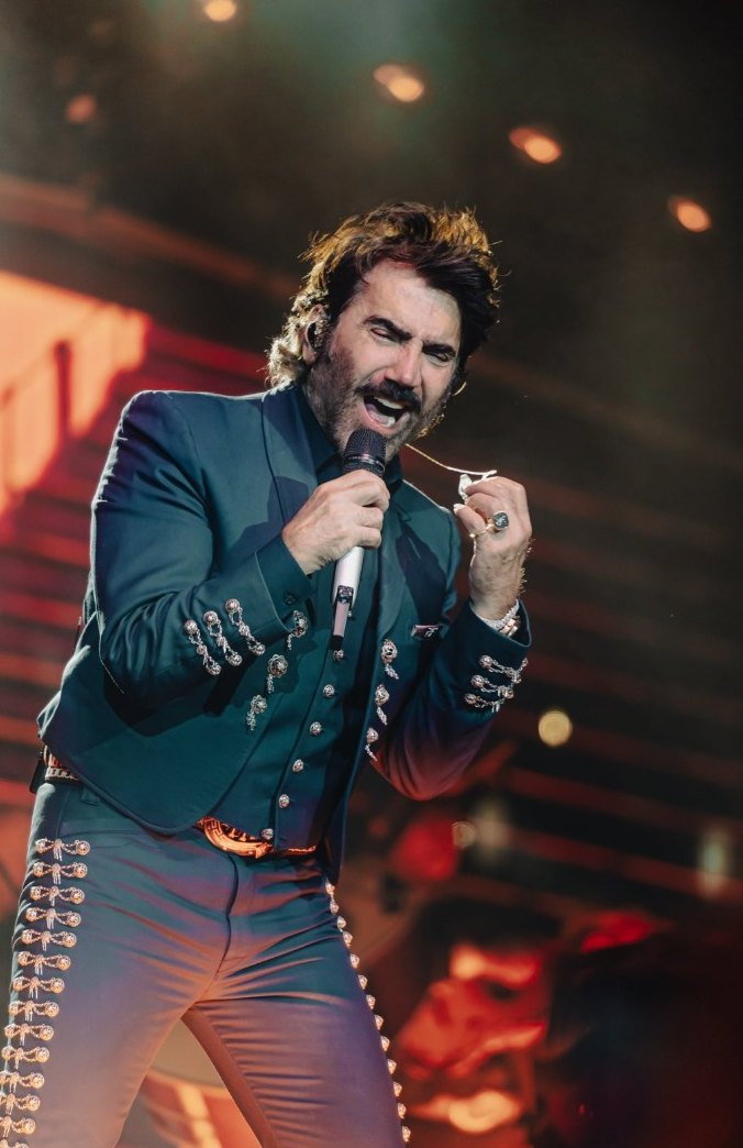 Alejandro Fernández · De Rey a Rey Tour · May 2025